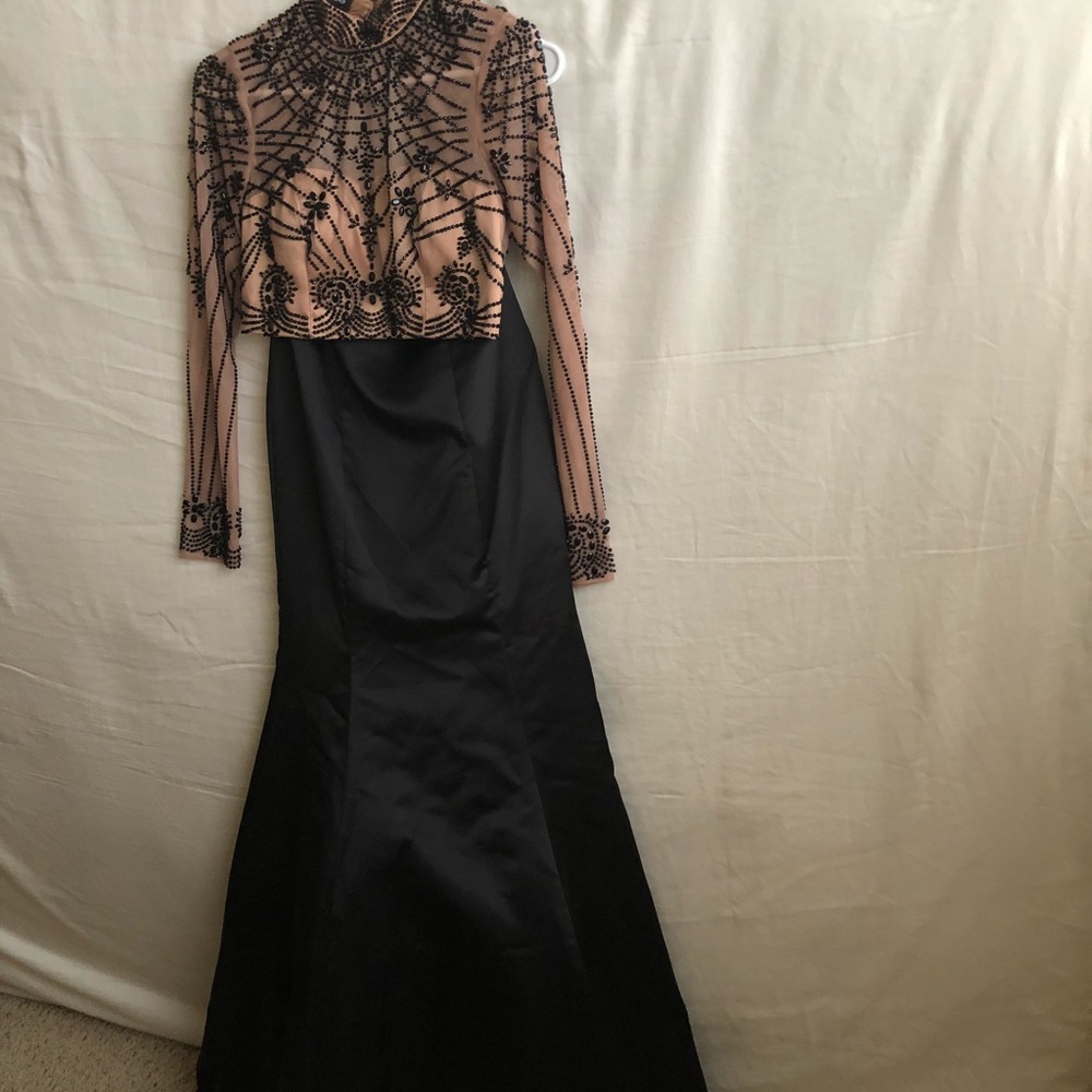 Beautiful black dress